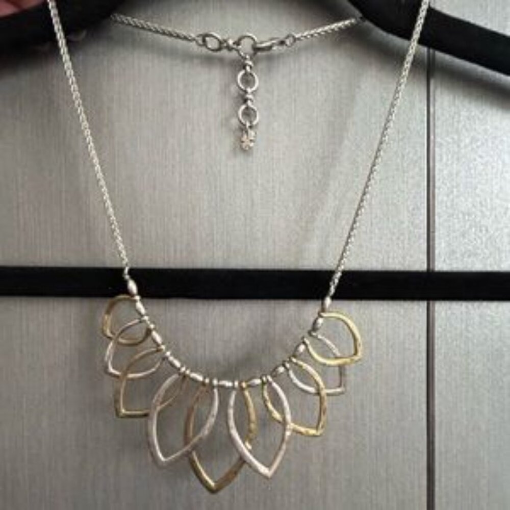 Lucky Brand Vintage Boho Two Tone Petal Collar Necklace 8.5" Enclosed 17" Long